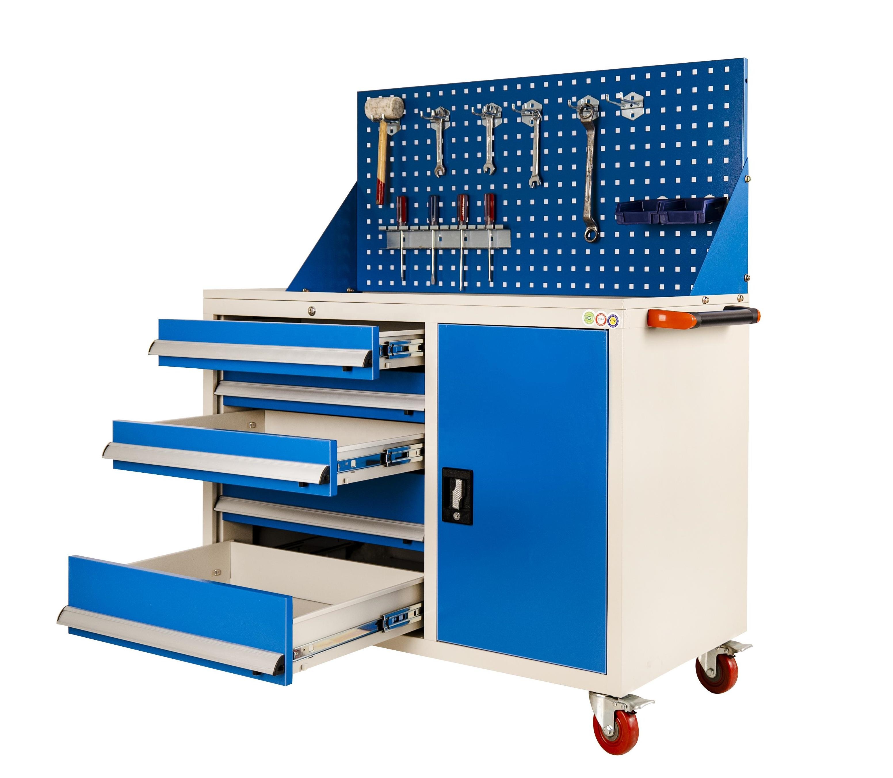 Tools In Mechanic Workshop - Metal Rolling Steel Office Hotel Garage