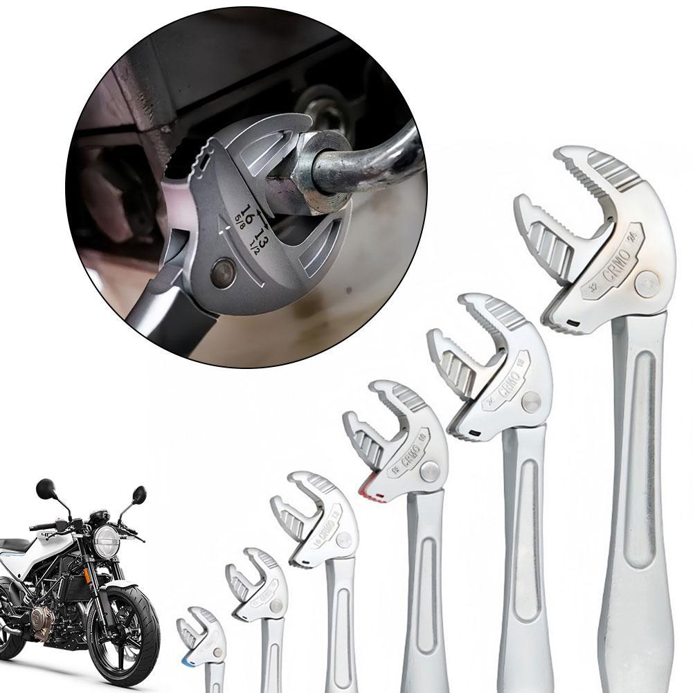 Car Repair Adjustable Wrench M - Tools In Mechanic Workshop 리뷰 및 가격